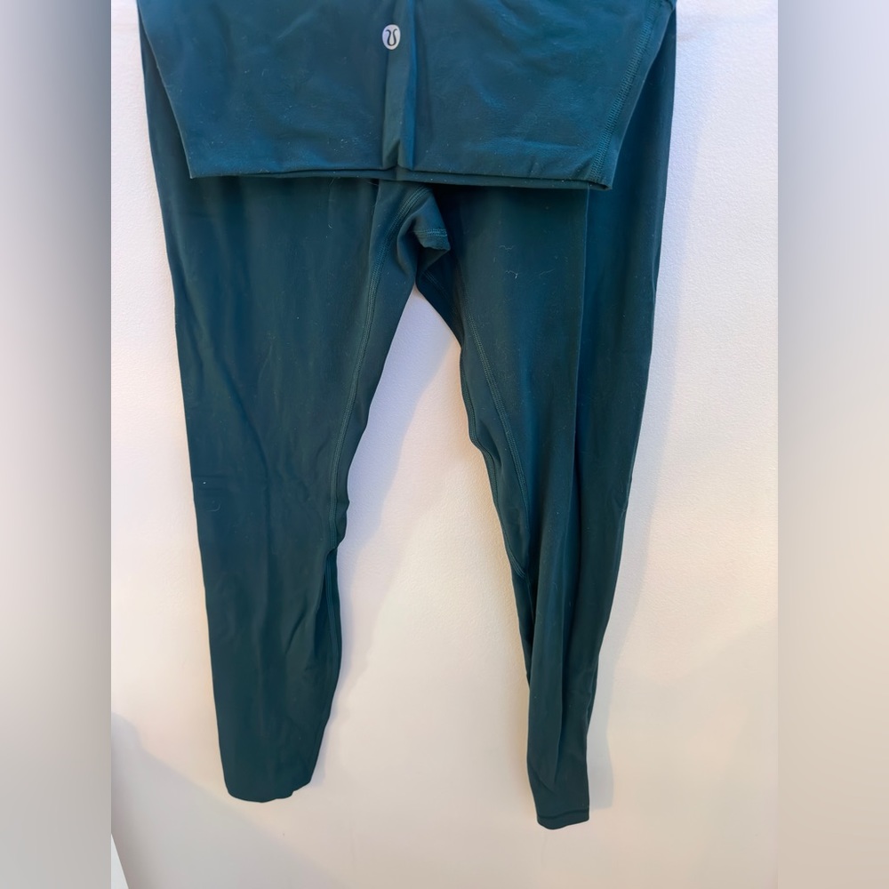 Green Jasper Lululemon align high rise leggings 28”